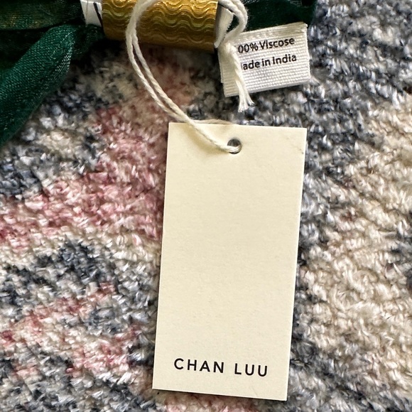 Chan Luu Green Scarf with Gold and Purple Floral design - Picture 3 of 7
